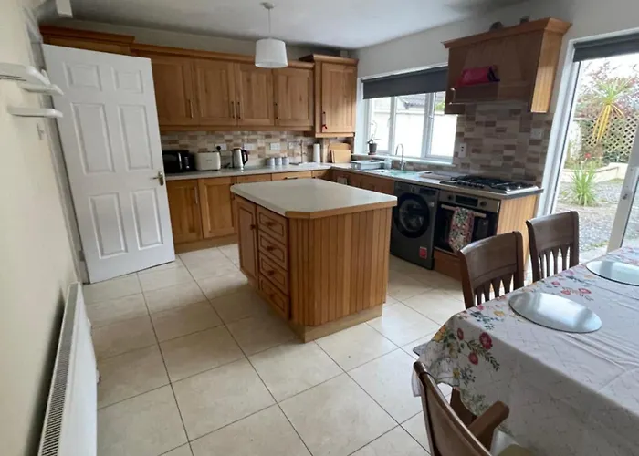 Heathervue Glanmire 3br Private House Holiday home Cork