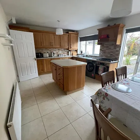 Heathervue Glanmire 3br Private House Ferienhaus Cork